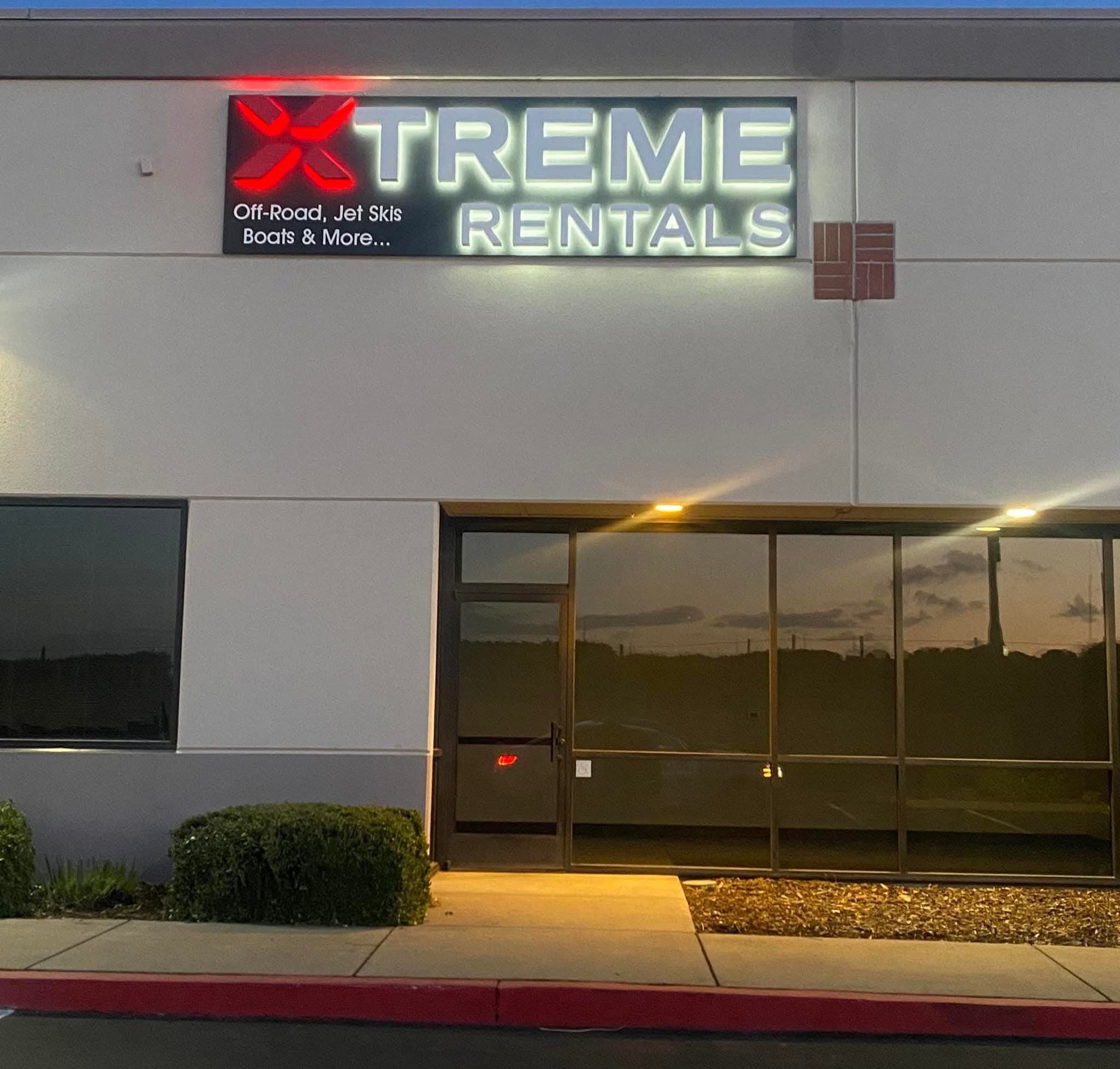 Dual-Illuminated Storefront Channel Letters on Composite Panel